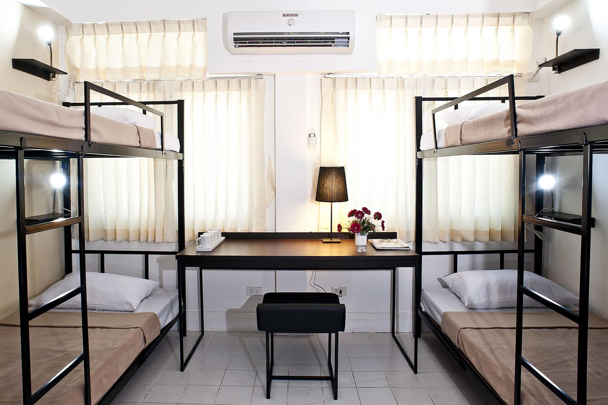 G9Bangkok Hostel Exterior photo